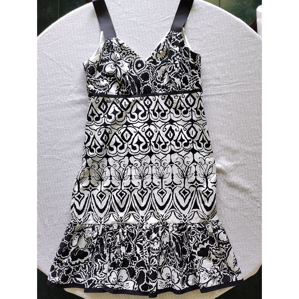 Ann Taylor Black and White Floral Patterned Tiered Lined Midi Dress 100% Cotton